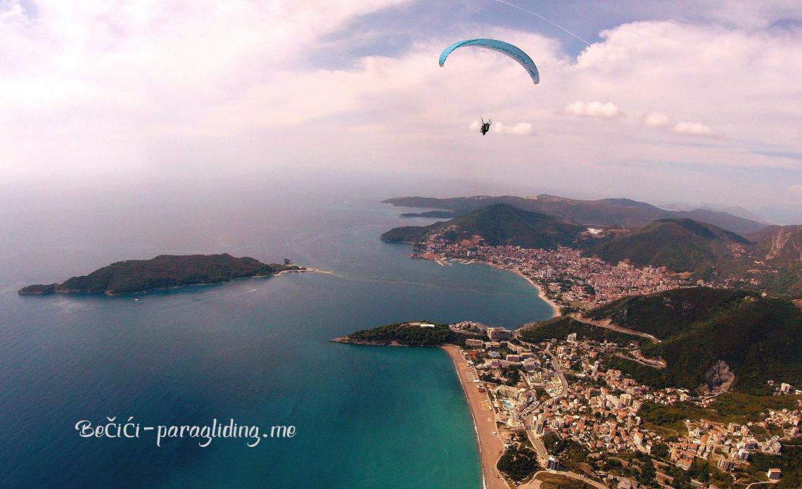 Experience thrilling paragliding in Montenegro! Soar above Budva's stunning landscapes with friends and create unforgettable memories. Book your adventure today!